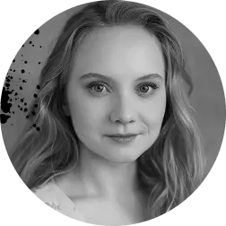 Евгения Лучникова